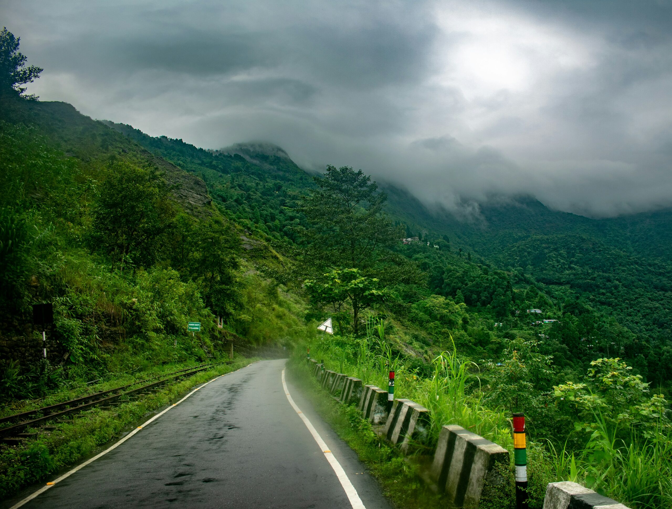 Darjeeling, monsoon